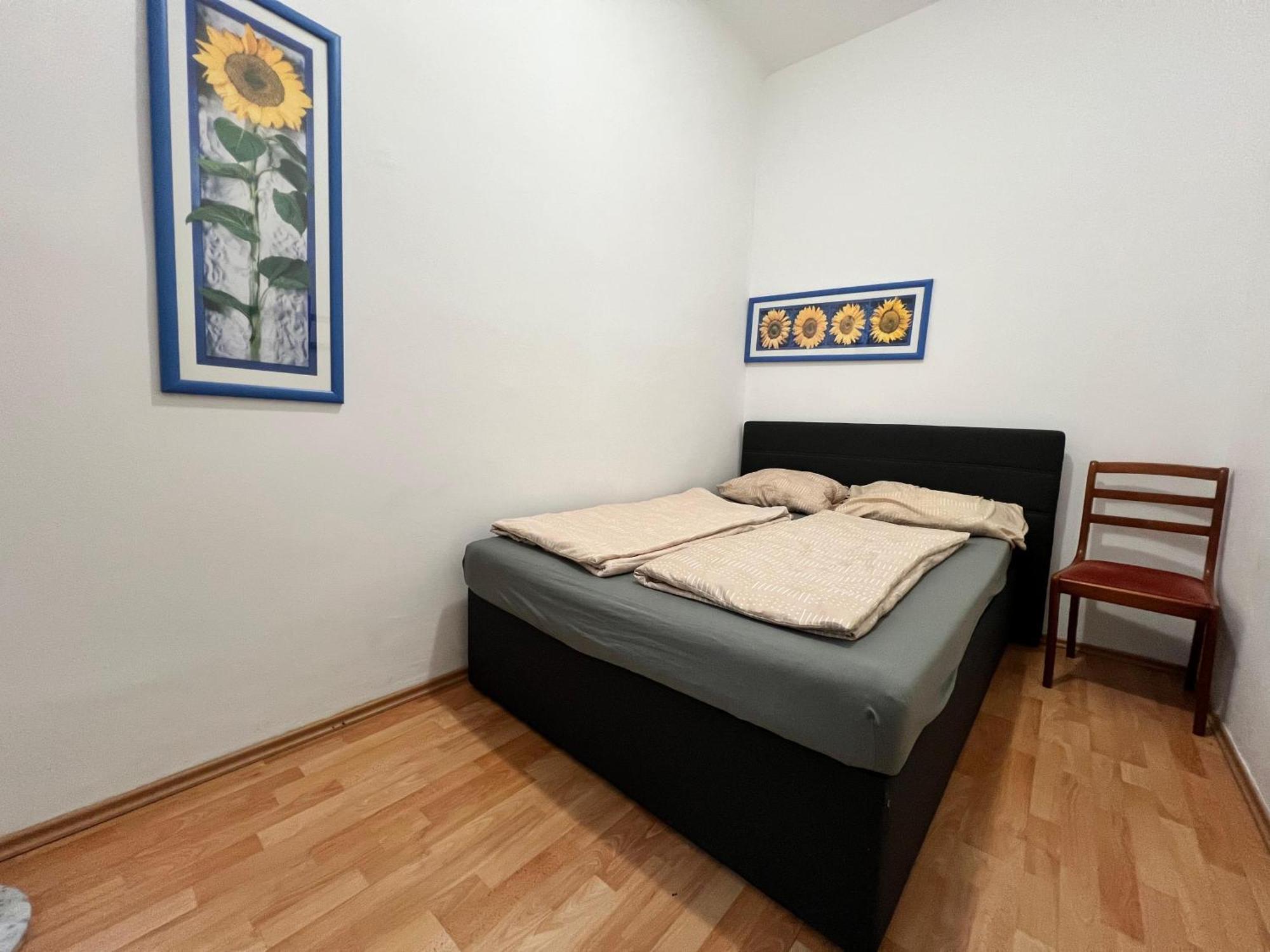 Comfortable 2br Near Danube River *