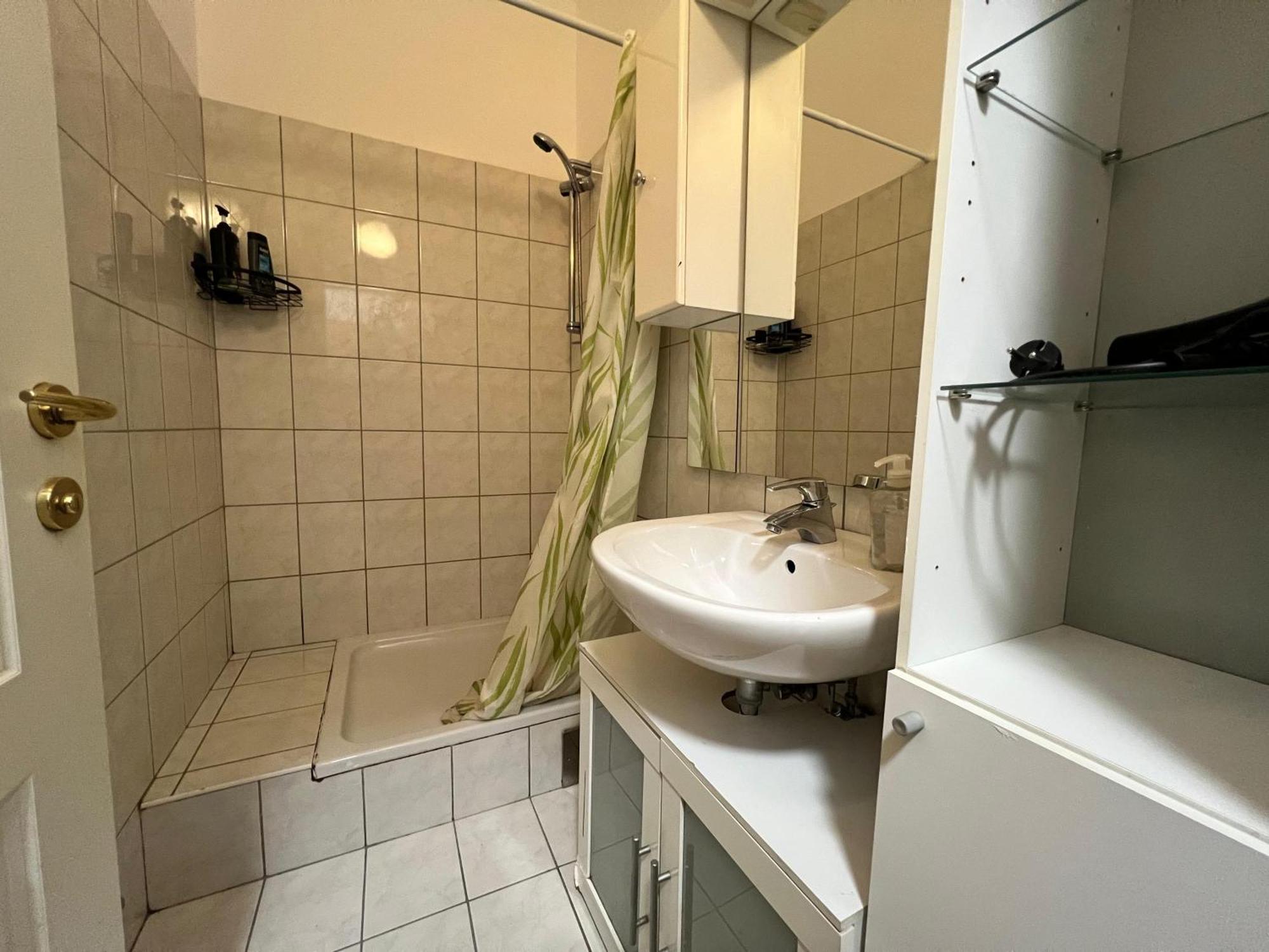 Comfortable 2br Near Danube River Wien