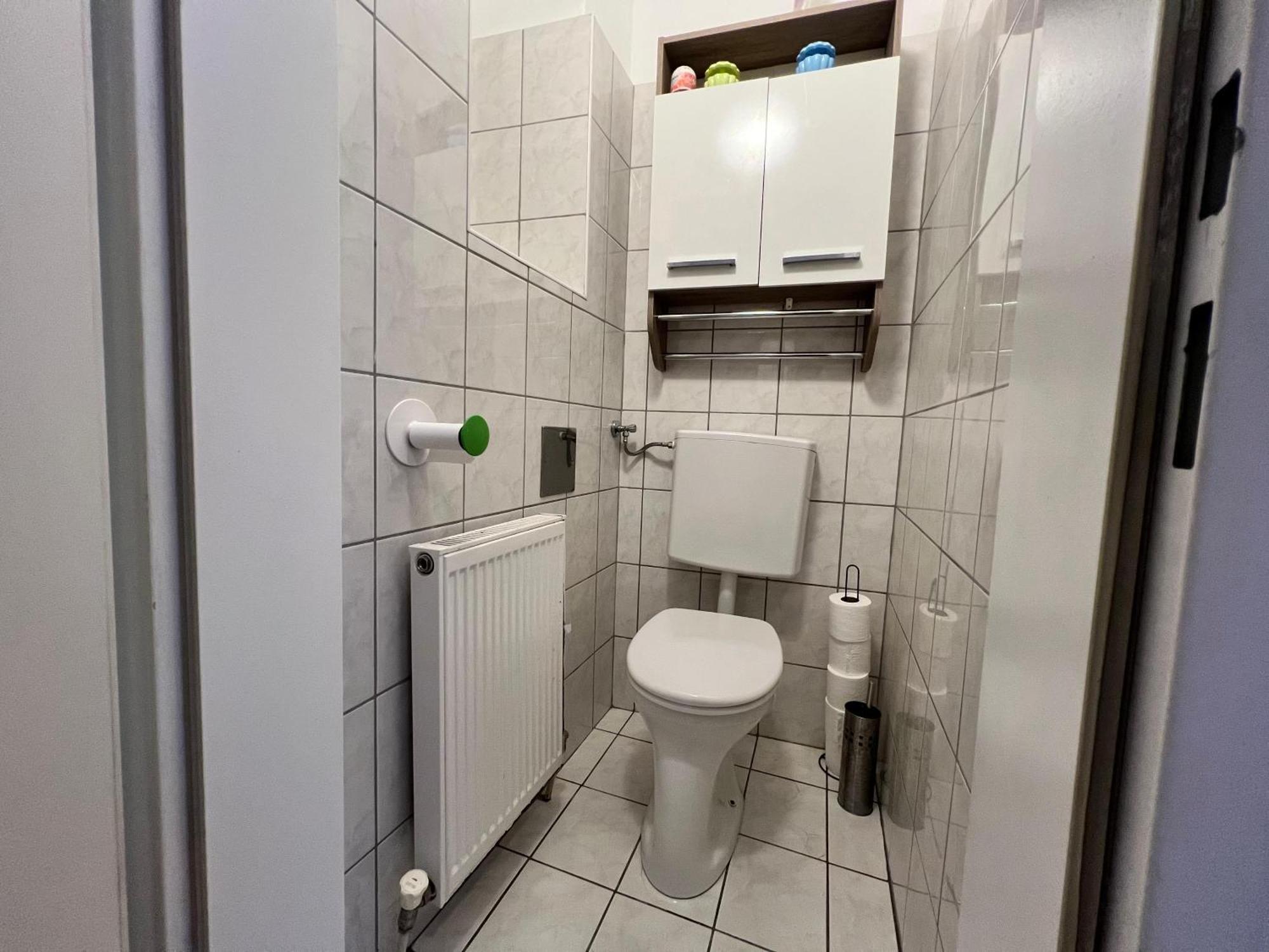 Comfortable 2br Near Danube River Apartment